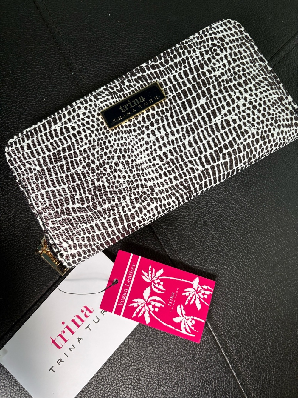Trina Turk Black & White Textured Zip Wallet with Gold Logo Plaque - Picture 4 of 9